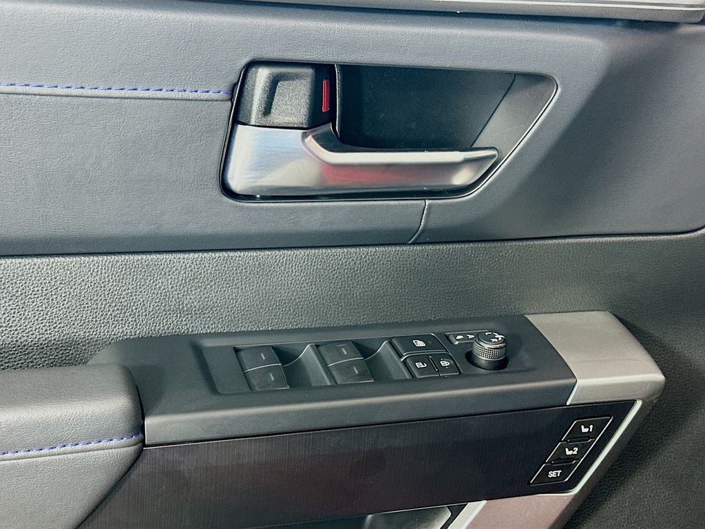 Thumbnail: 2025 Toyota Tundra - 18