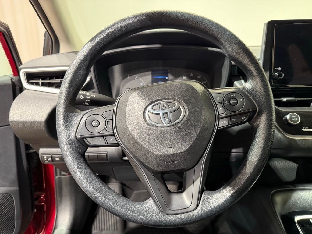 Thumbnail: 2025 Toyota Corolla - 20