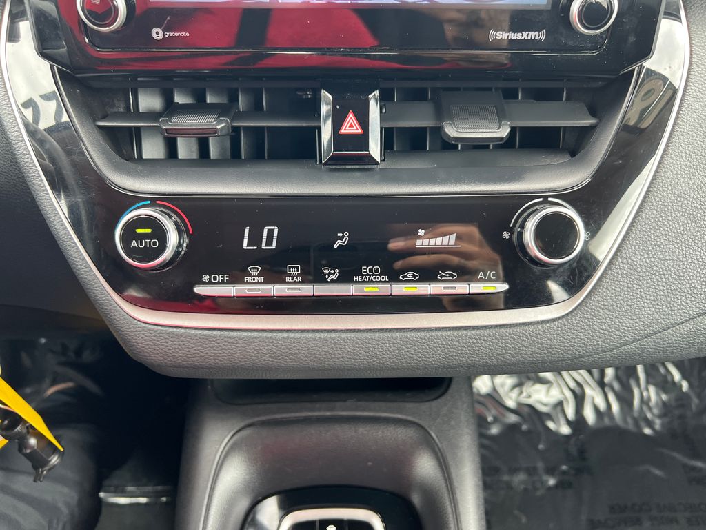 Thumbnail: 2022 Toyota Corolla - 25