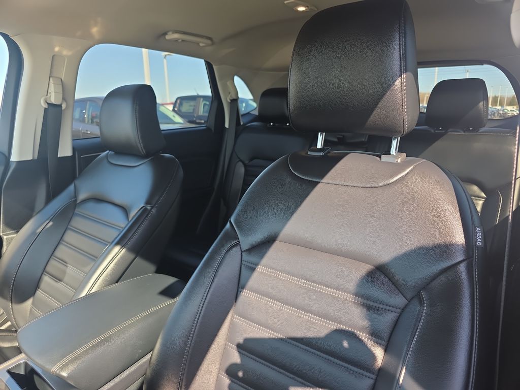 Certified Used 2024 Green Ford SEL image 18