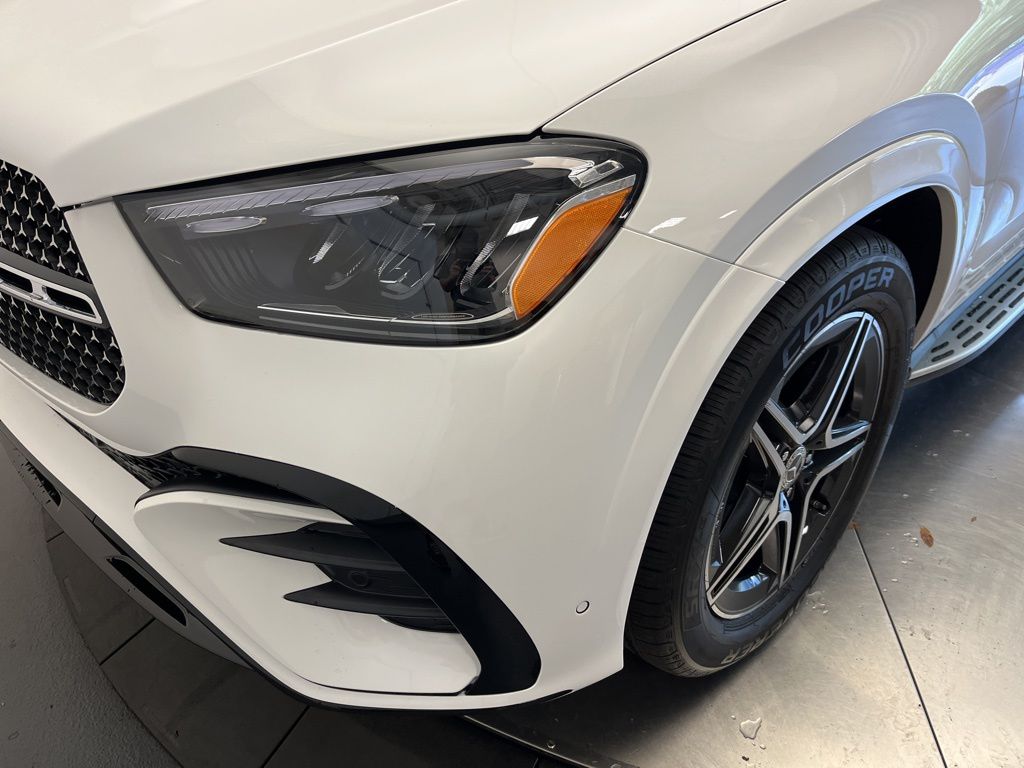 Thumbnail: 2026 Mercedes-Benz GLE - 9