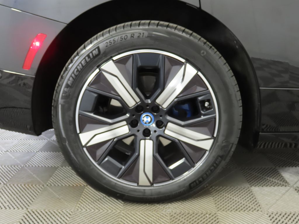 Thumbnail: 2024 BMW iX - 30