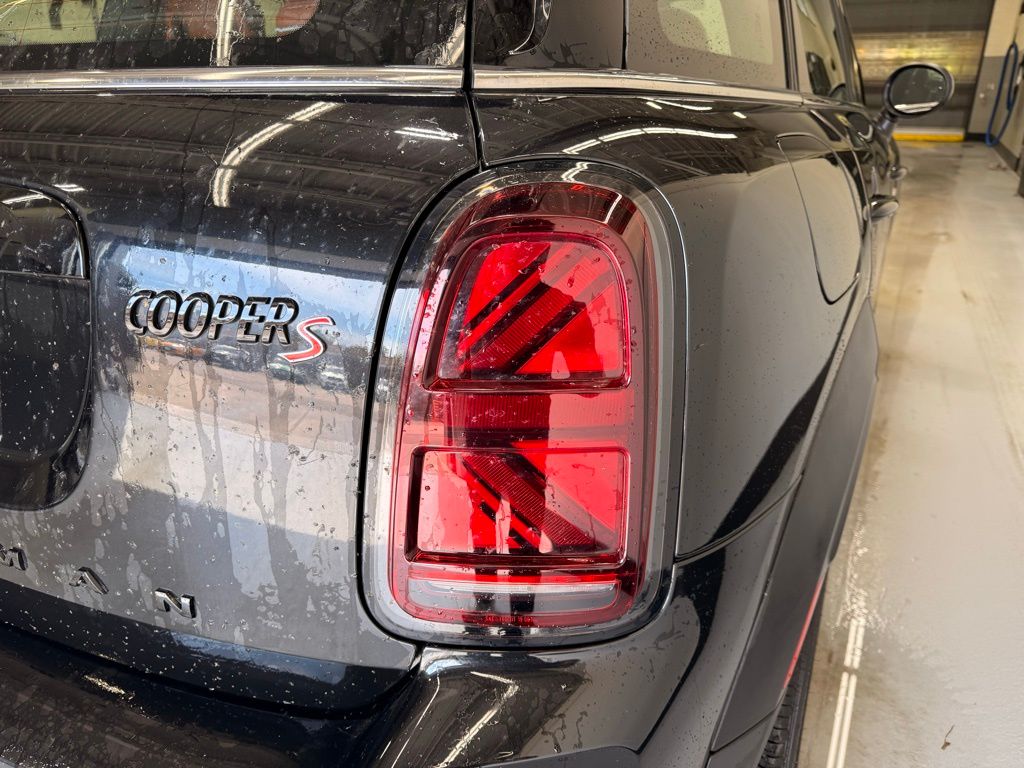 2023 MINI Cooper Countryman S 5