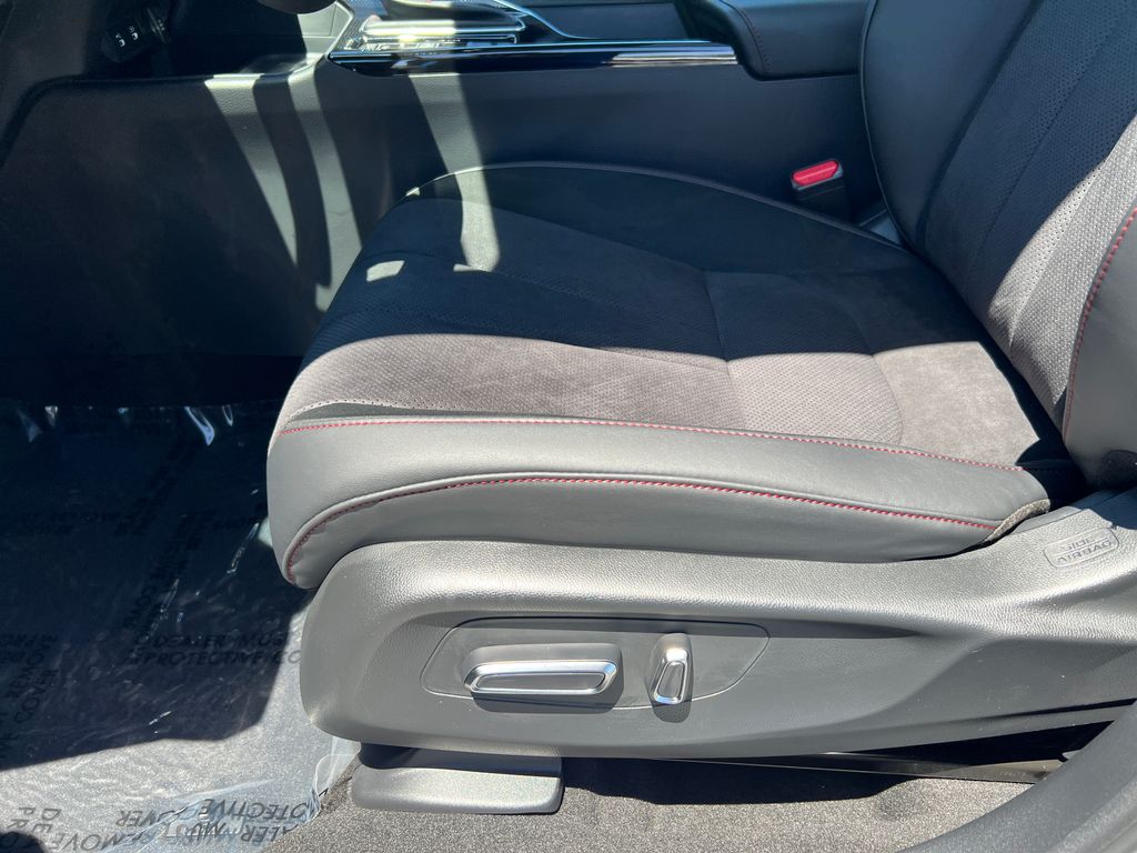 Thumbnail: 2025 Acura ADX - 14