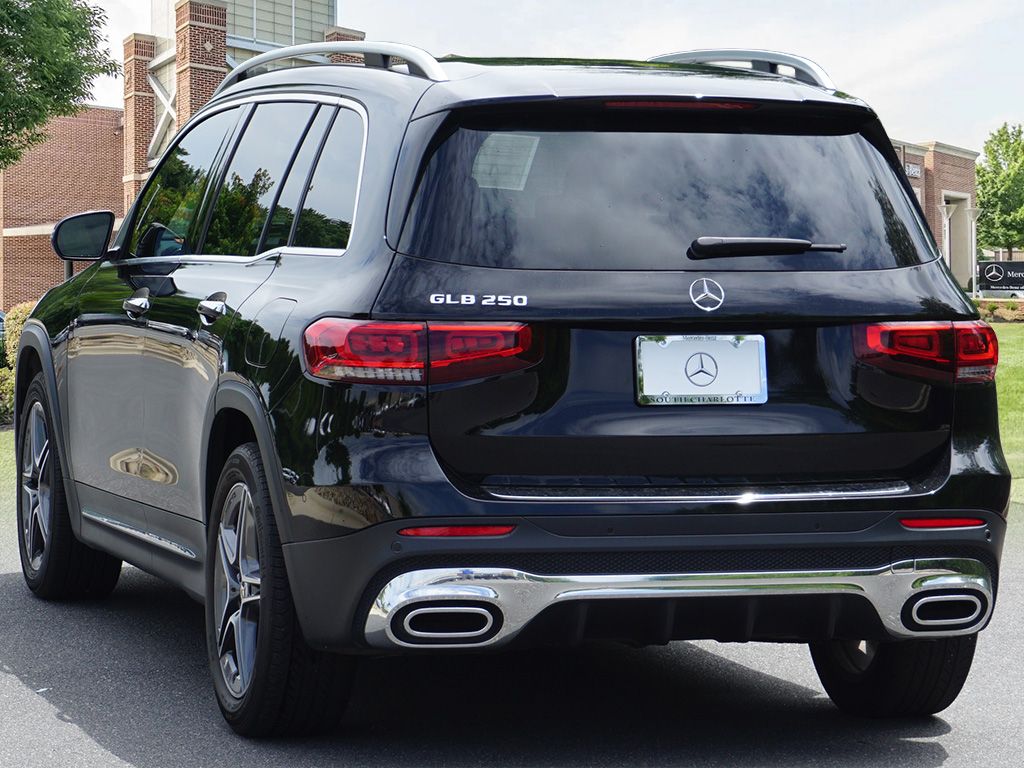 Thumbnail: 2021 Mercedes-Benz GLB - 7