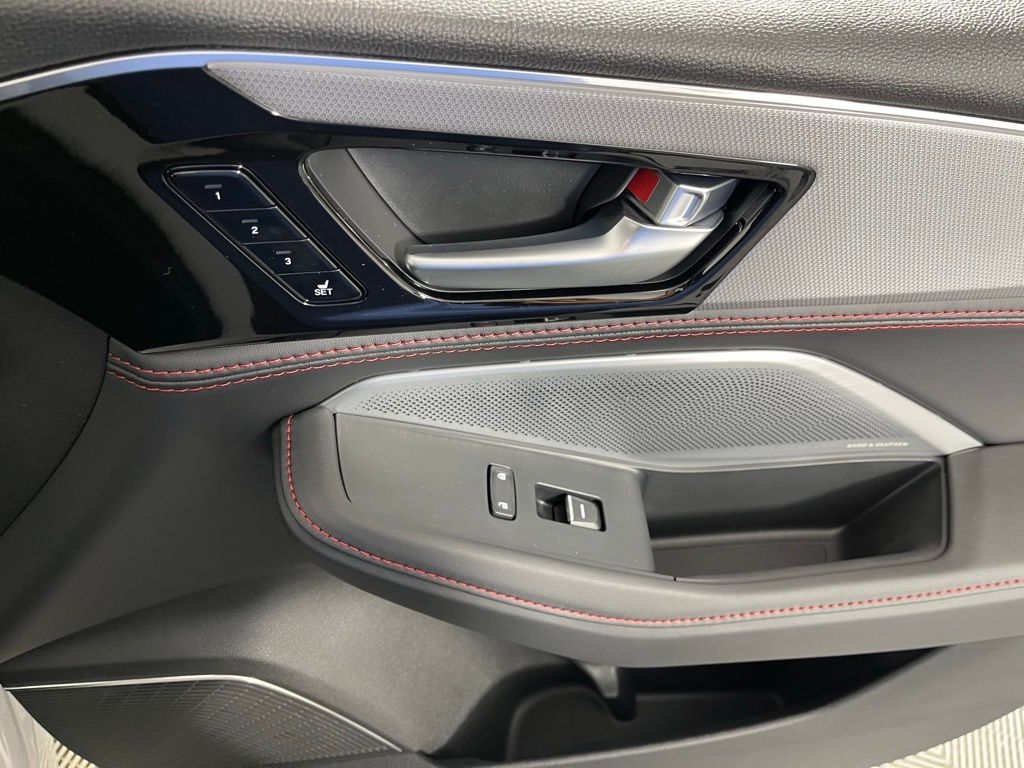 Thumbnail: 2026 Acura MDX - 11