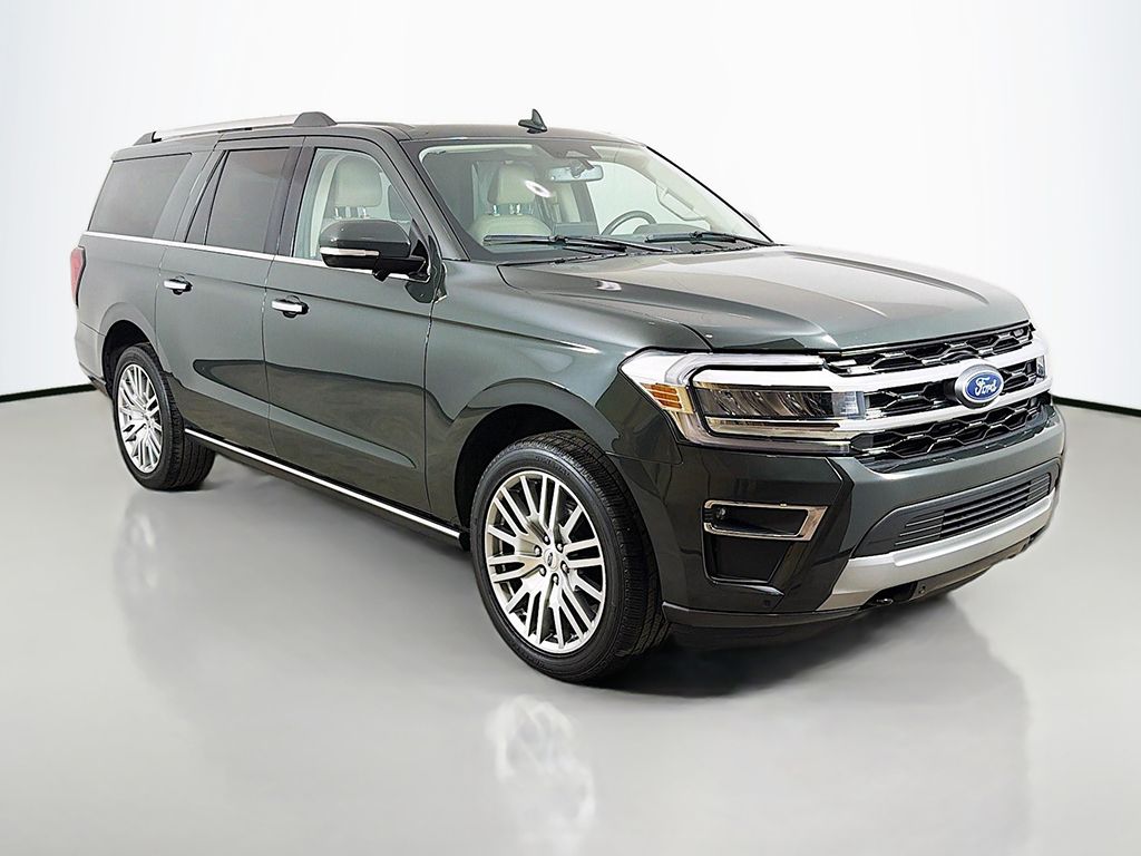 Used 2023 Green Ford Limited image 2
