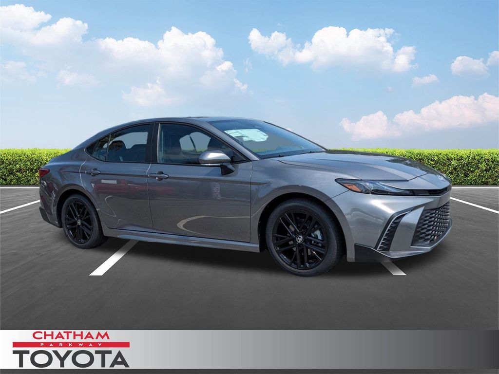 2026 Toyota Camry SE's photo