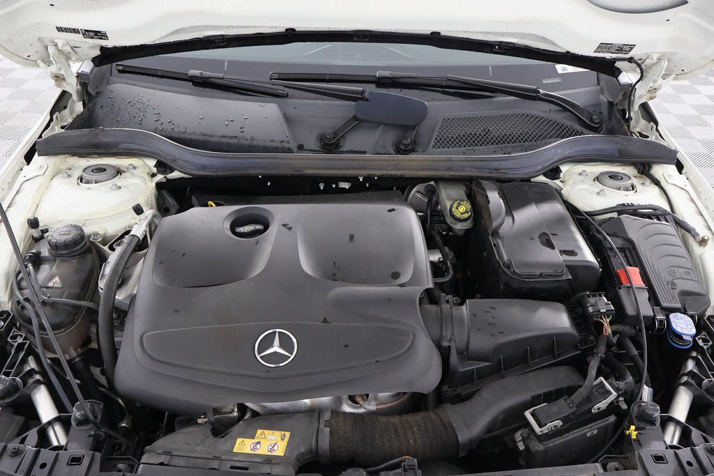 Thumbnail: 2017 Mercedes-Benz GLA - 15