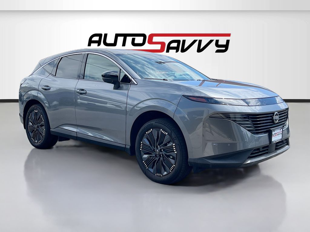 2025 Nissan Murano Platinum AWD's photo