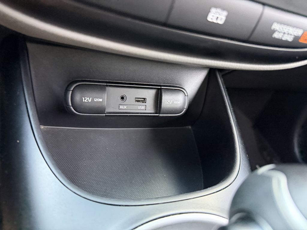 used 2015 Kia Soul car, priced at $8,692