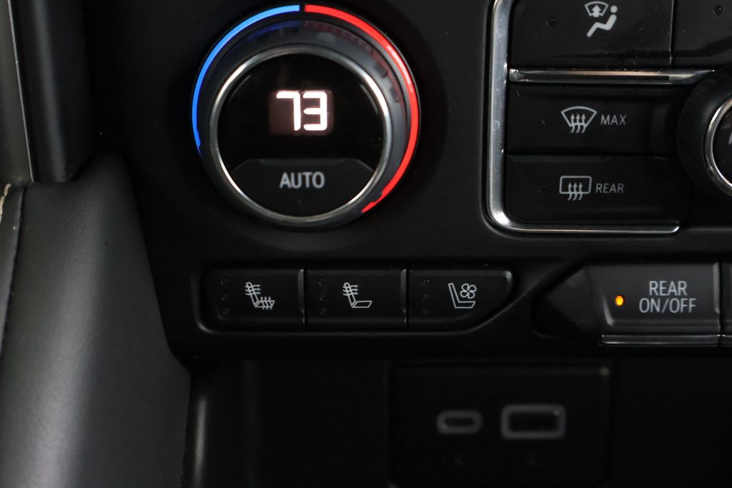 Thumbnail: 2024 Chevrolet Suburban - 22