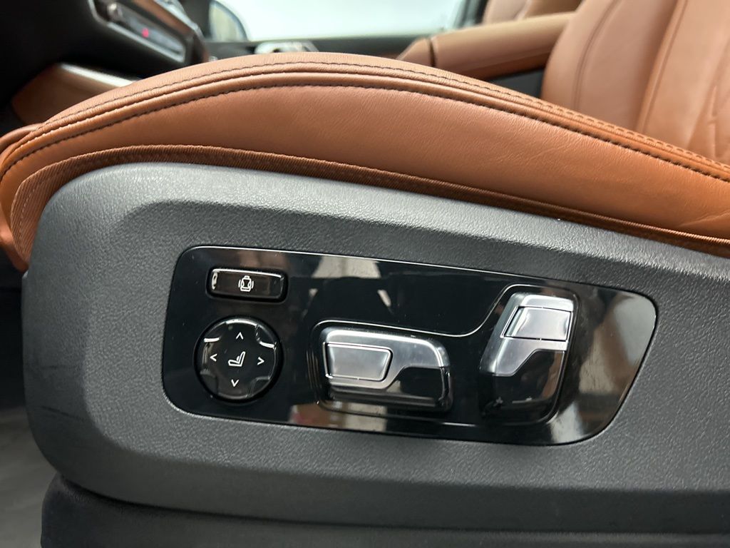 Thumbnail: 2024 BMW X5 - 13