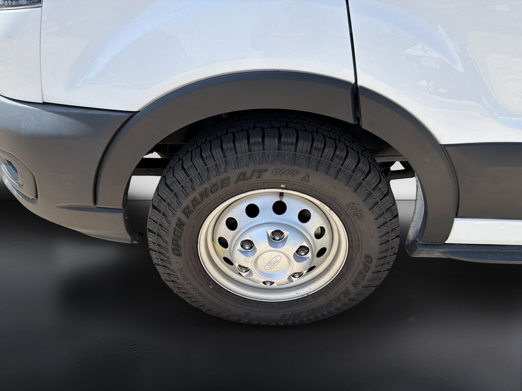 Used 2023 White Ford Base image 9
