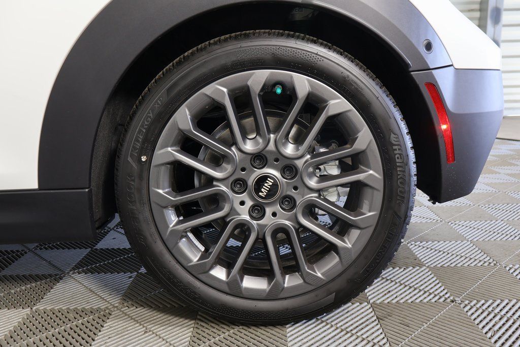 Thumbnail: 2026 MINI Cooper - 10