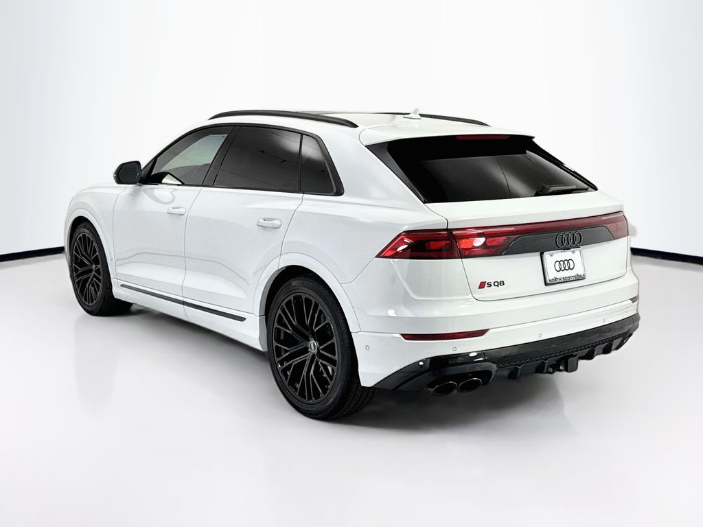 Thumbnail: 2025 Audi SQ8 - 7