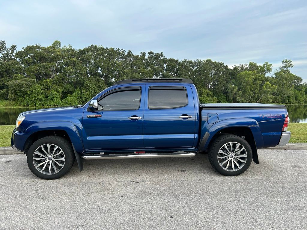 Thumbnail: 2015 Toyota Tacoma - 2
