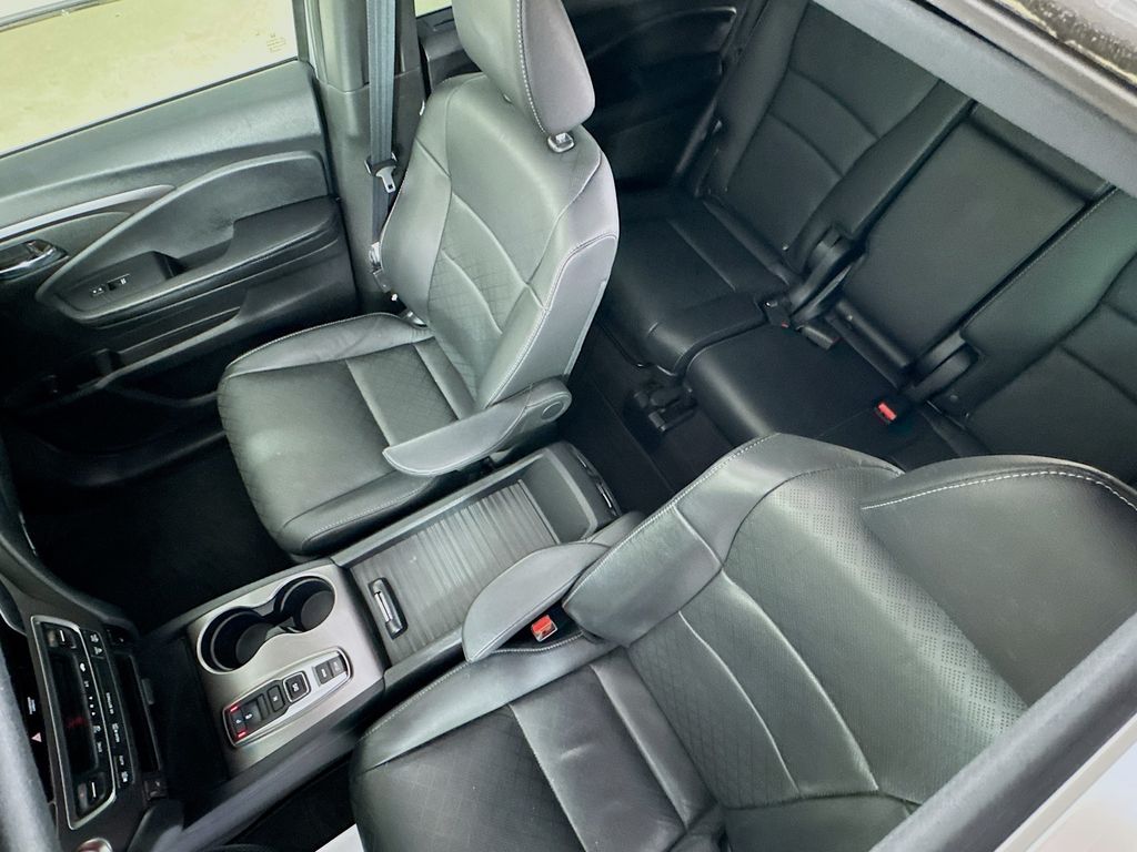 Used Car 2020 Honda Passport  Ex-l For Sale Under $25,000 In Austin, Texas