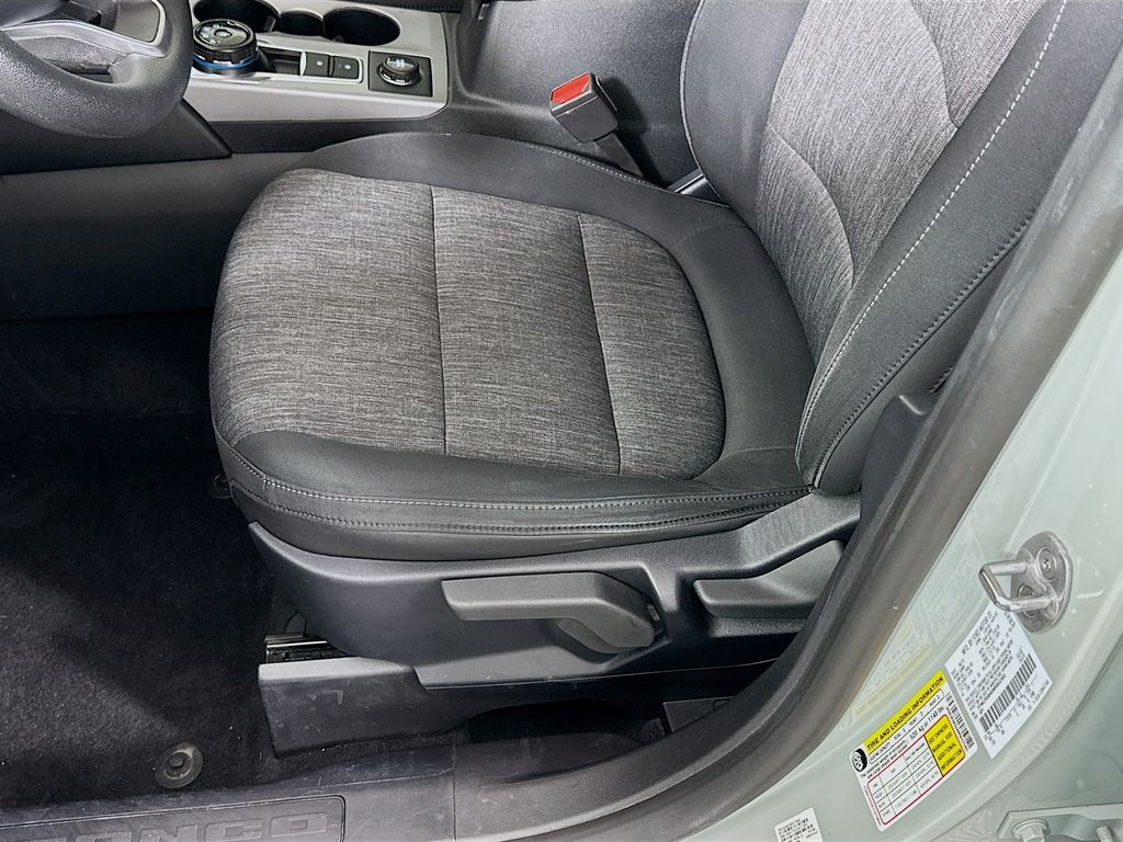 Thumbnail: 2021 Ford Bronco Sport - 19