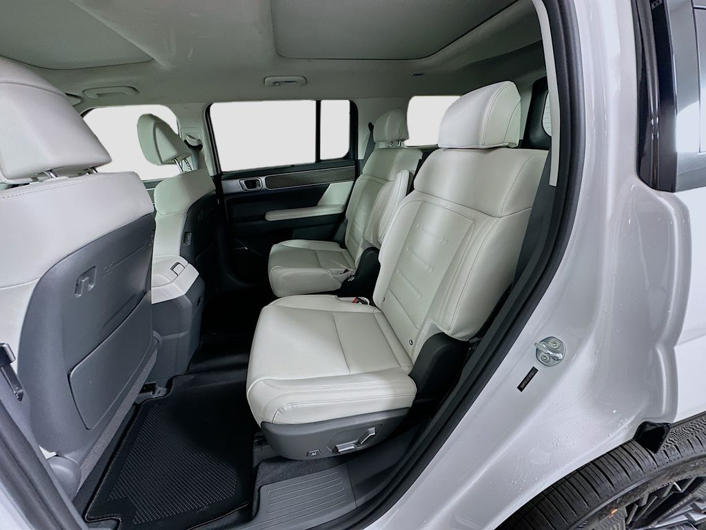 Thumbnail: 2026 Hyundai Santa Fe - 17