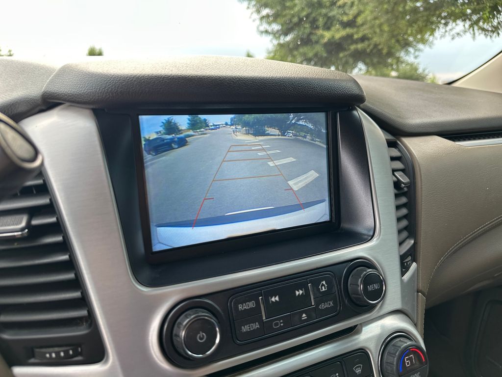 Used 2020 White GMC SLT image 26