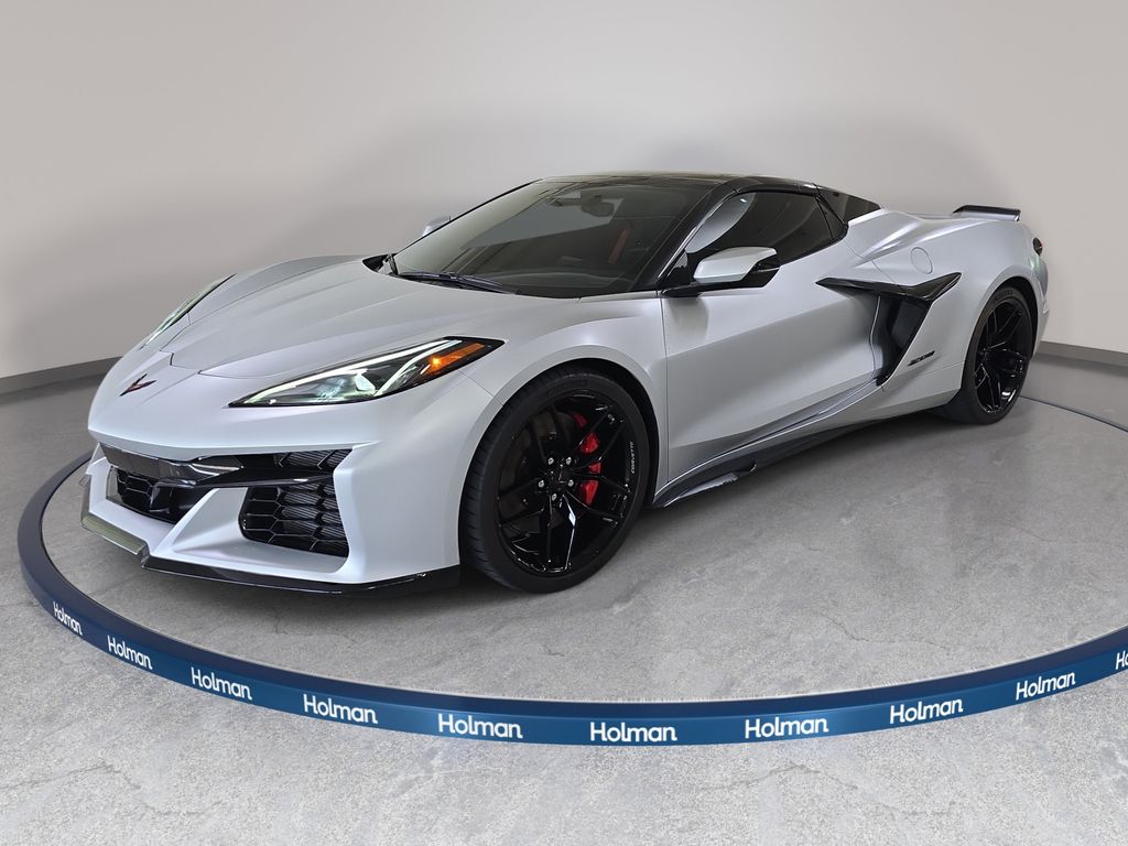 Blade Silver Metallic 2026 Chevrolet Corvette Convertible Rear-Wheel Drive 8-Speed Dual Clutch