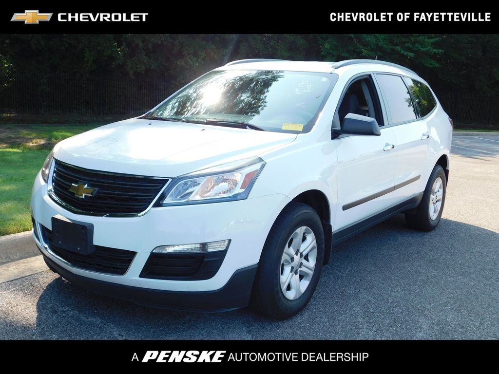 2016 Chevrolet Traverse LS -
                  Fayetteville, AR