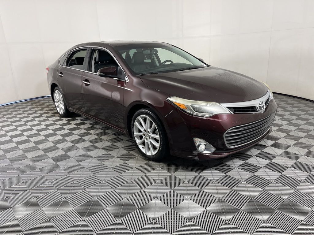 Thumbnail: 2013 Toyota Avalon - 6