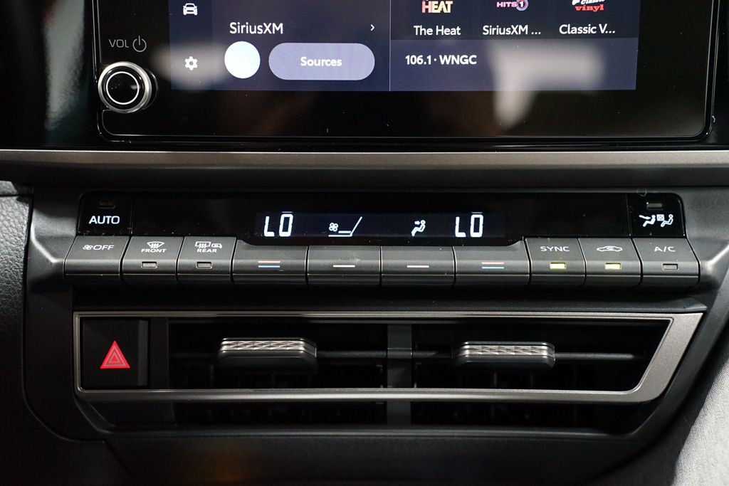 Thumbnail: 2026 Toyota Camry - 20