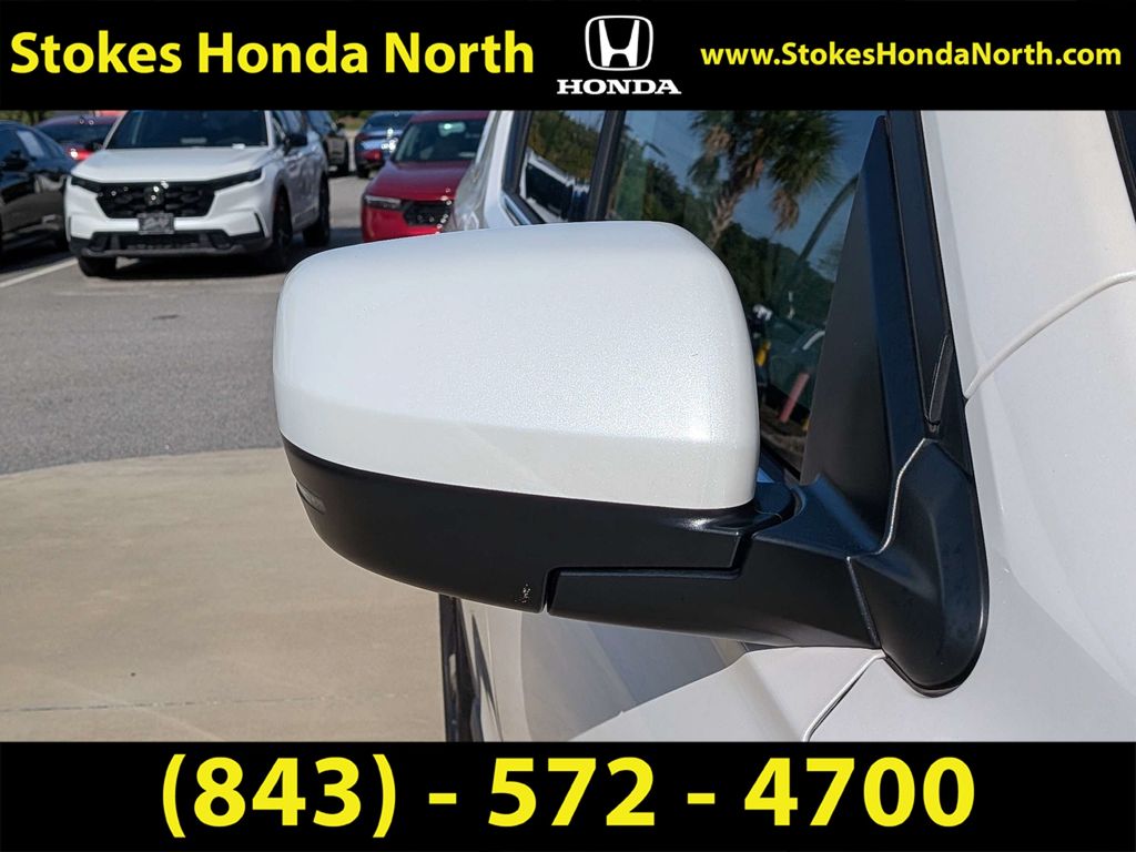 Used 2025 Honda Pilot SUV