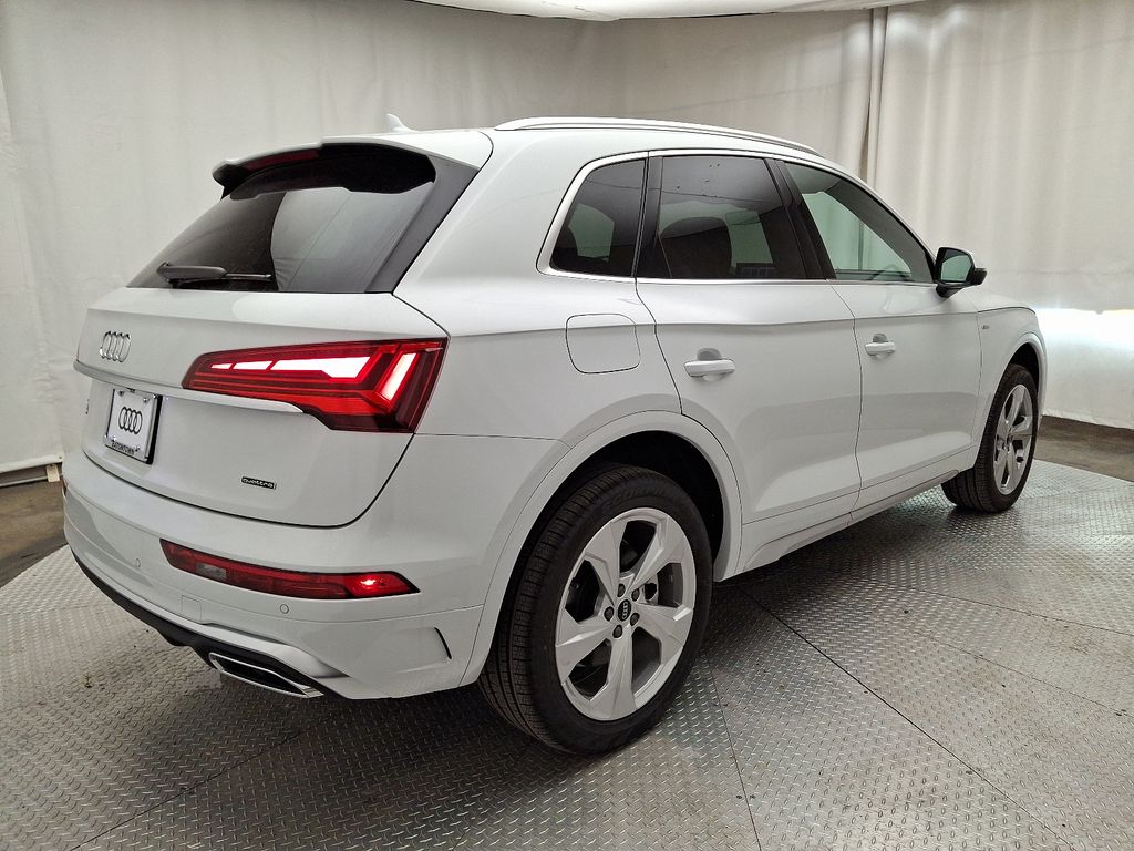 2025 Audi Q5  3