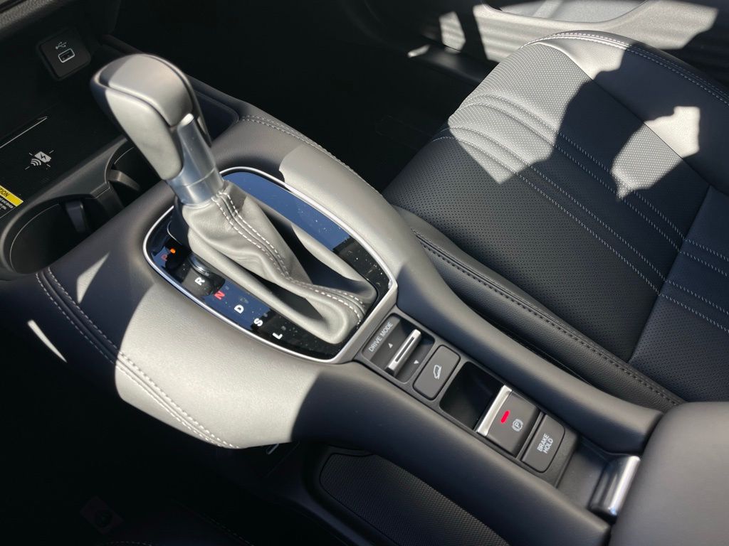 2025 Honda HR-V EX-L 20