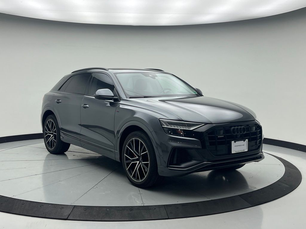 Thumbnail: 2020 Audi Q8 - 3