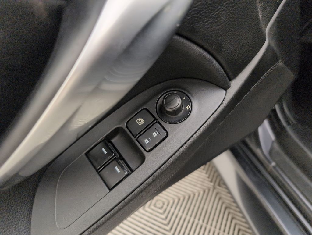Used 2018 Gray FIAT Classica image 26