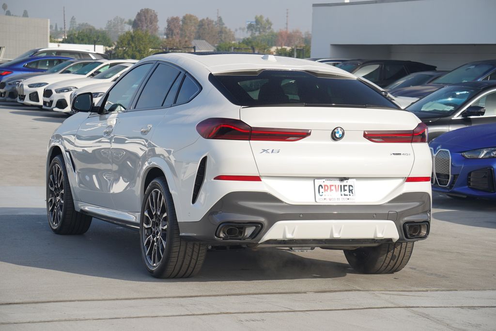 2025 BMW X6 xDrive40i 7