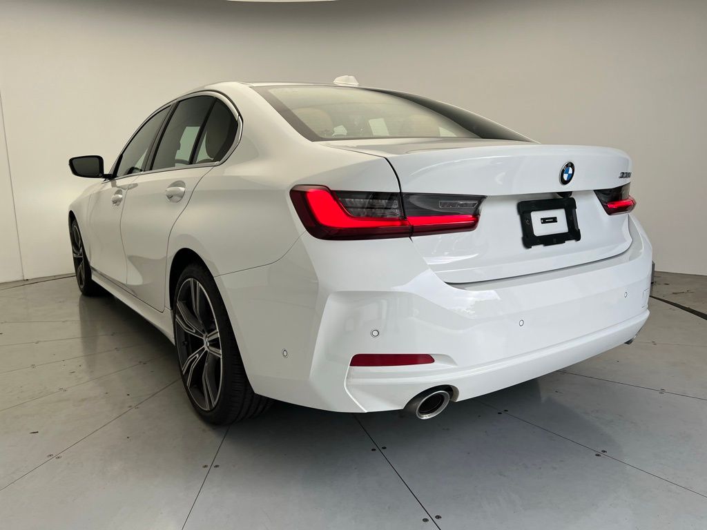 Thumbnail: 2024 BMW 3 Series - 4