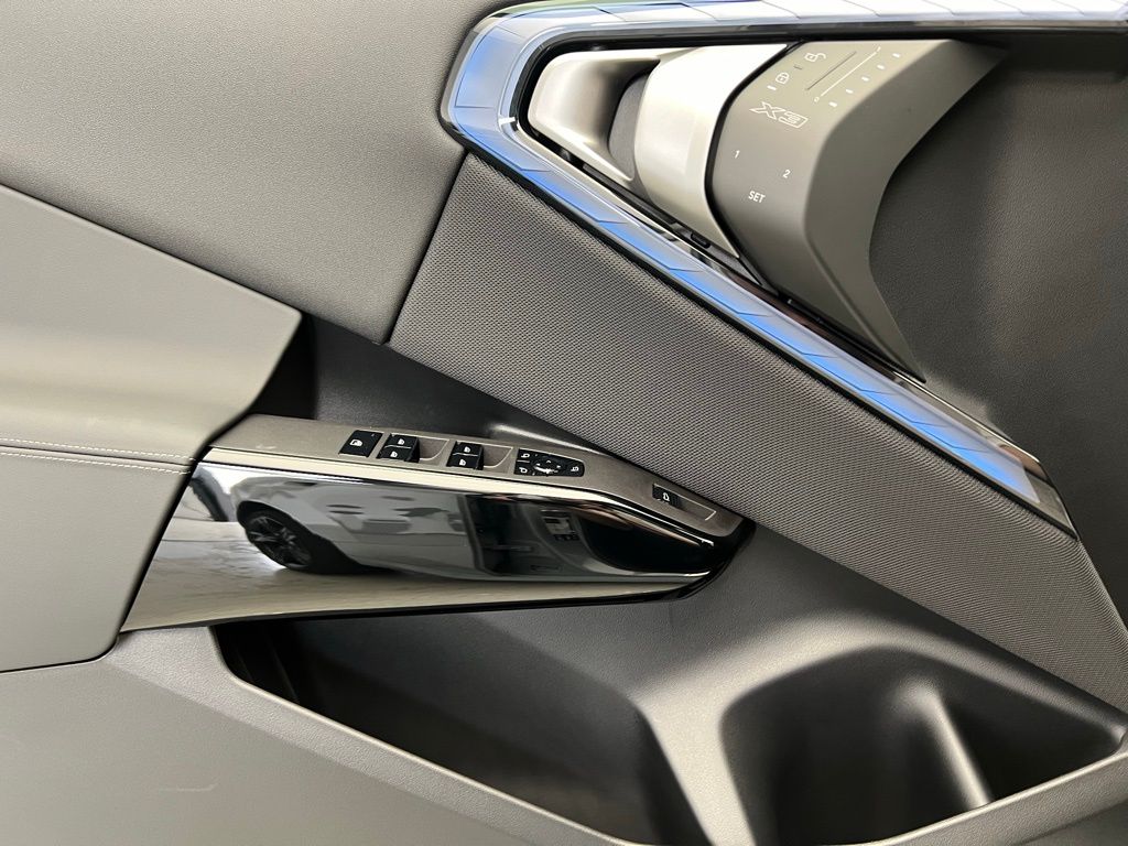 Thumbnail: 2026 BMW X3 - 19