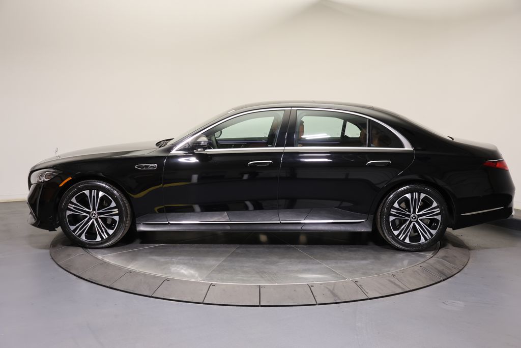 Thumbnail: 2027 Mercedes-Benz S-Class - 4