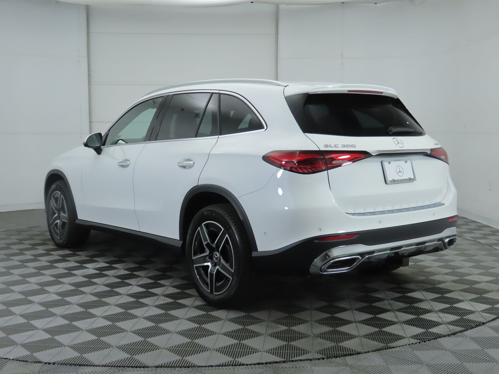 Thumbnail: 2026 Mercedes-Benz GLC - 7