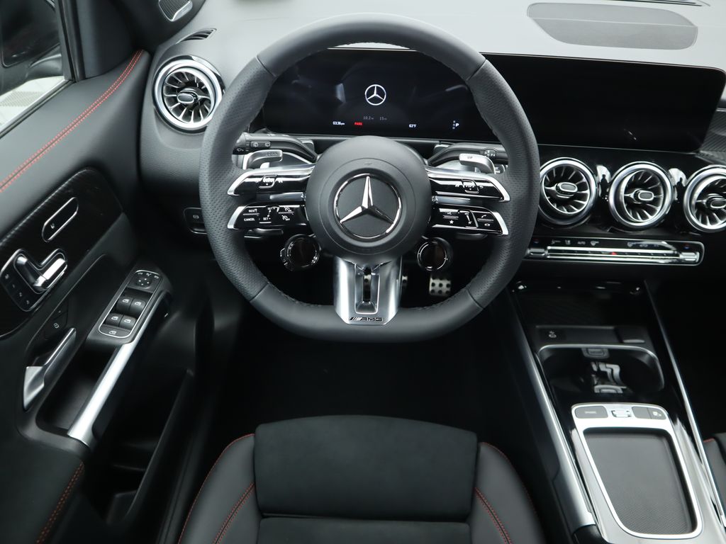 Thumbnail: 2025 Mercedes-Benz GLB - 10