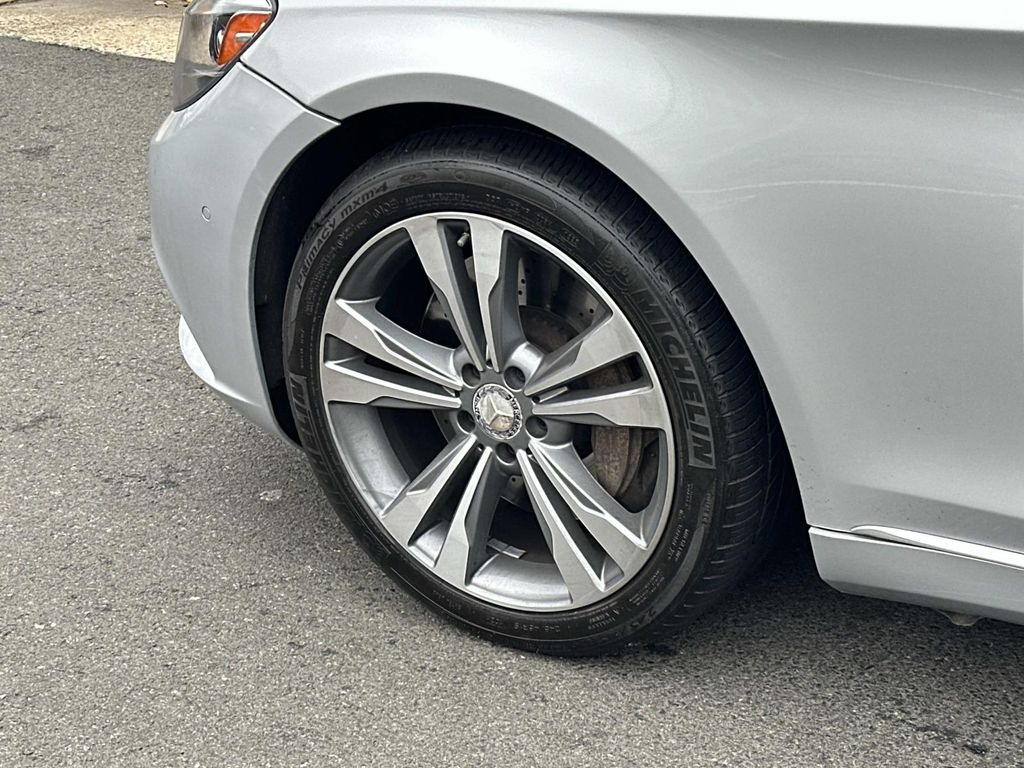 Thumbnail: 2016 Mercedes-Benz S-Class - 15