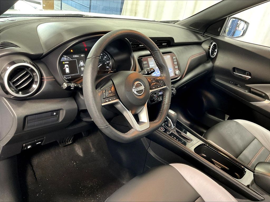 2023 Nissan Kicks — photo 8