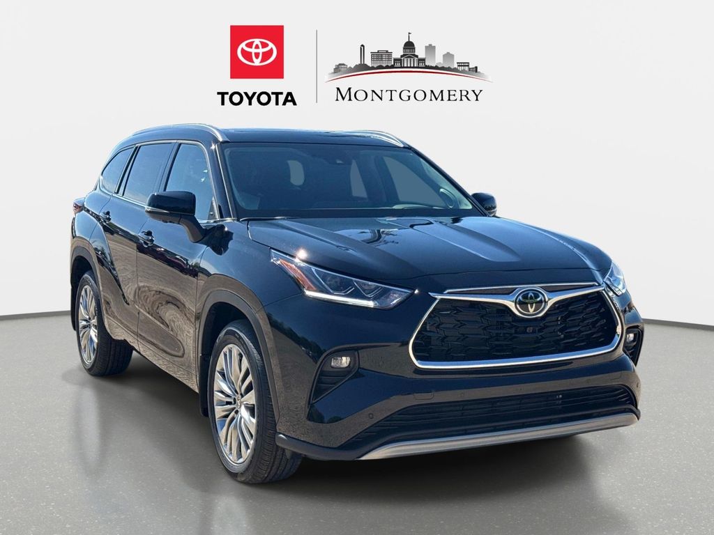 Midnight Black Metallic 2026 Toyota Highlander Platinum AWD SUV / Crossover All-Wheel Drive 8-Speed Automatic
