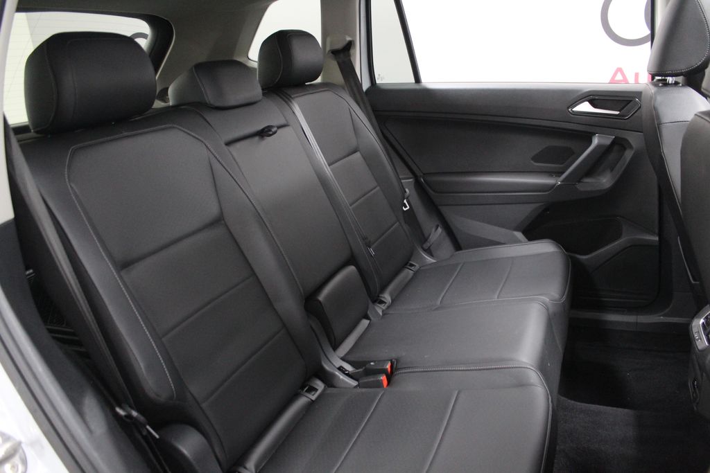 Thumbnail: 2018 Volkswagen Tiguan - 27