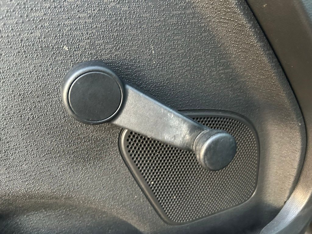 Thumbnail: 2018 Ford Fiesta - 15