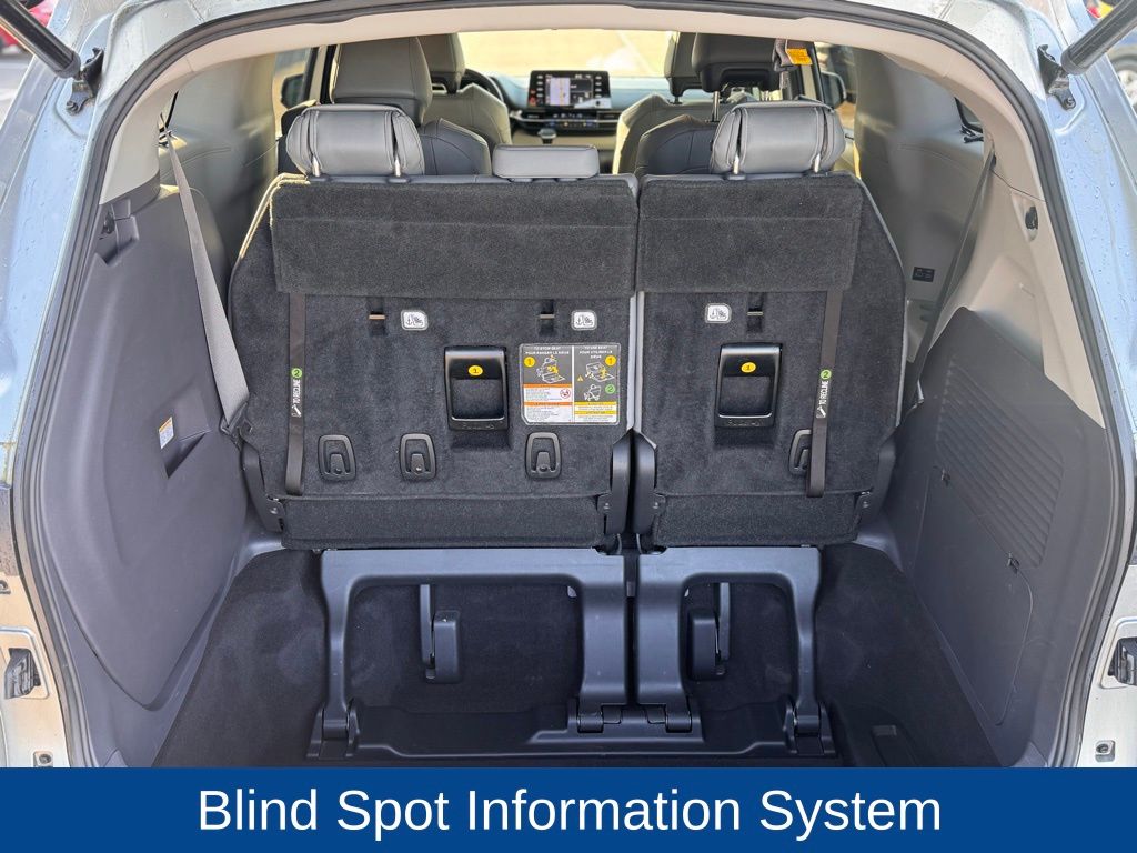 2021 Toyota Sienna Limited 7-Passenger