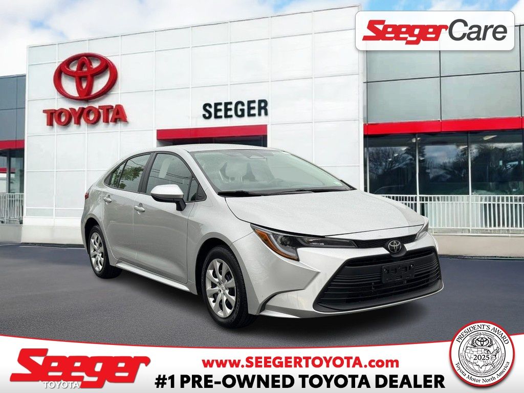 2024 Toyota Corolla LE FWD