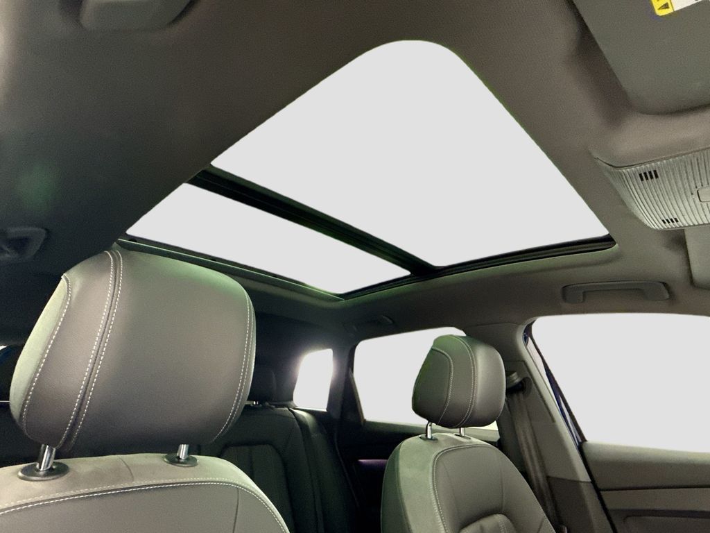 Thumbnail: 2023 Audi Q4 e-tron - 17