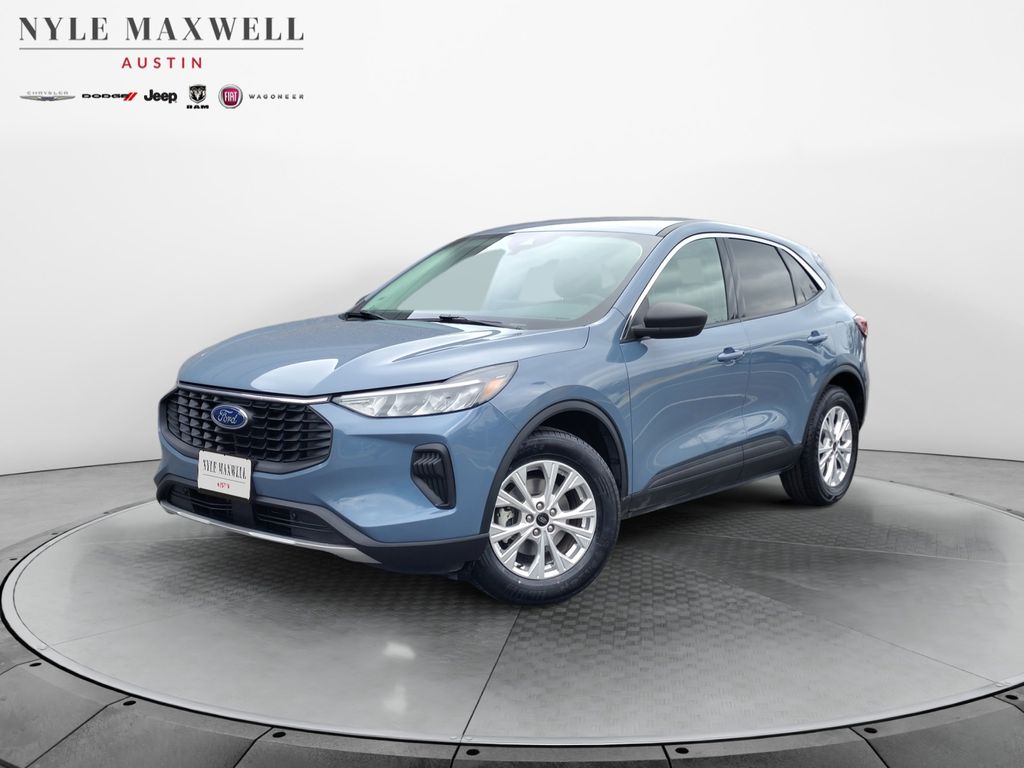 Used Car 2024 Ford Escape  Active For Sale Under $20,000 In Austin, Texas