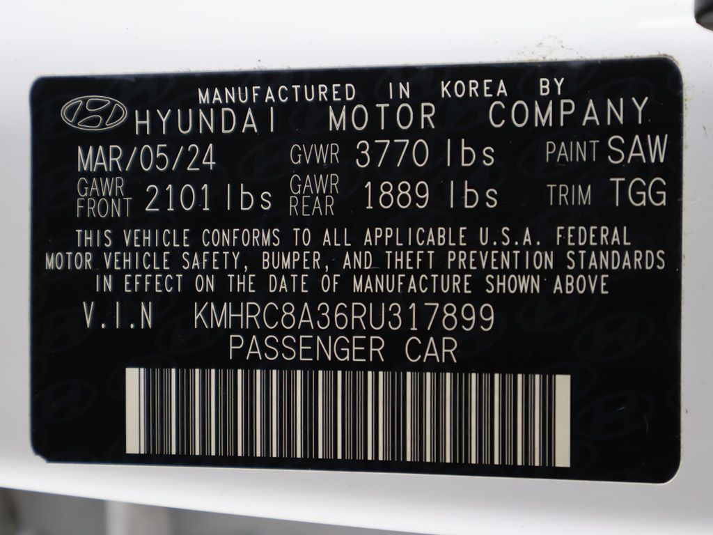 Certified Used 2024 White Hyundai SEL image 40